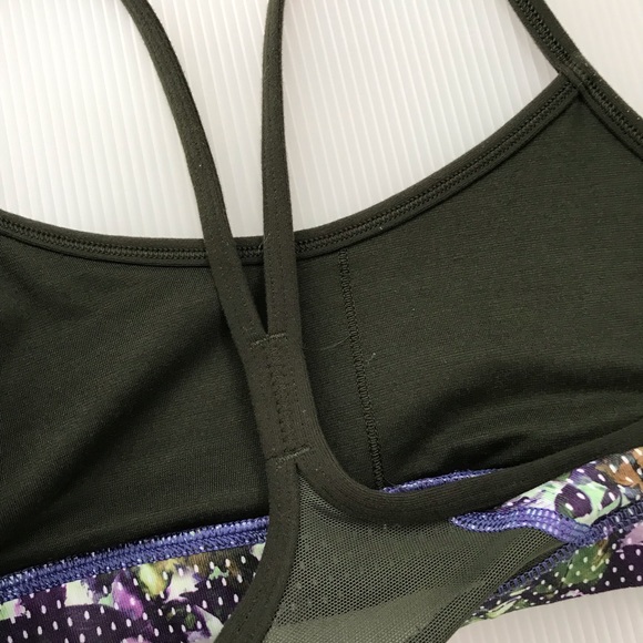 Lululemon sport bra power women Sz 2 - Picture 6 of 8